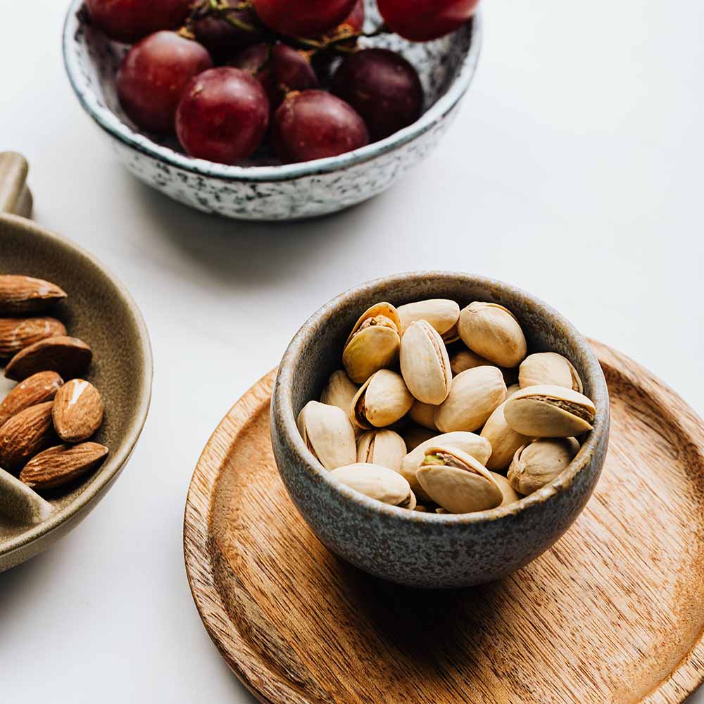 Pistache ongepeld gezouten – bakje pistachenoten kopen, borrelset | Kaas & Borrelz