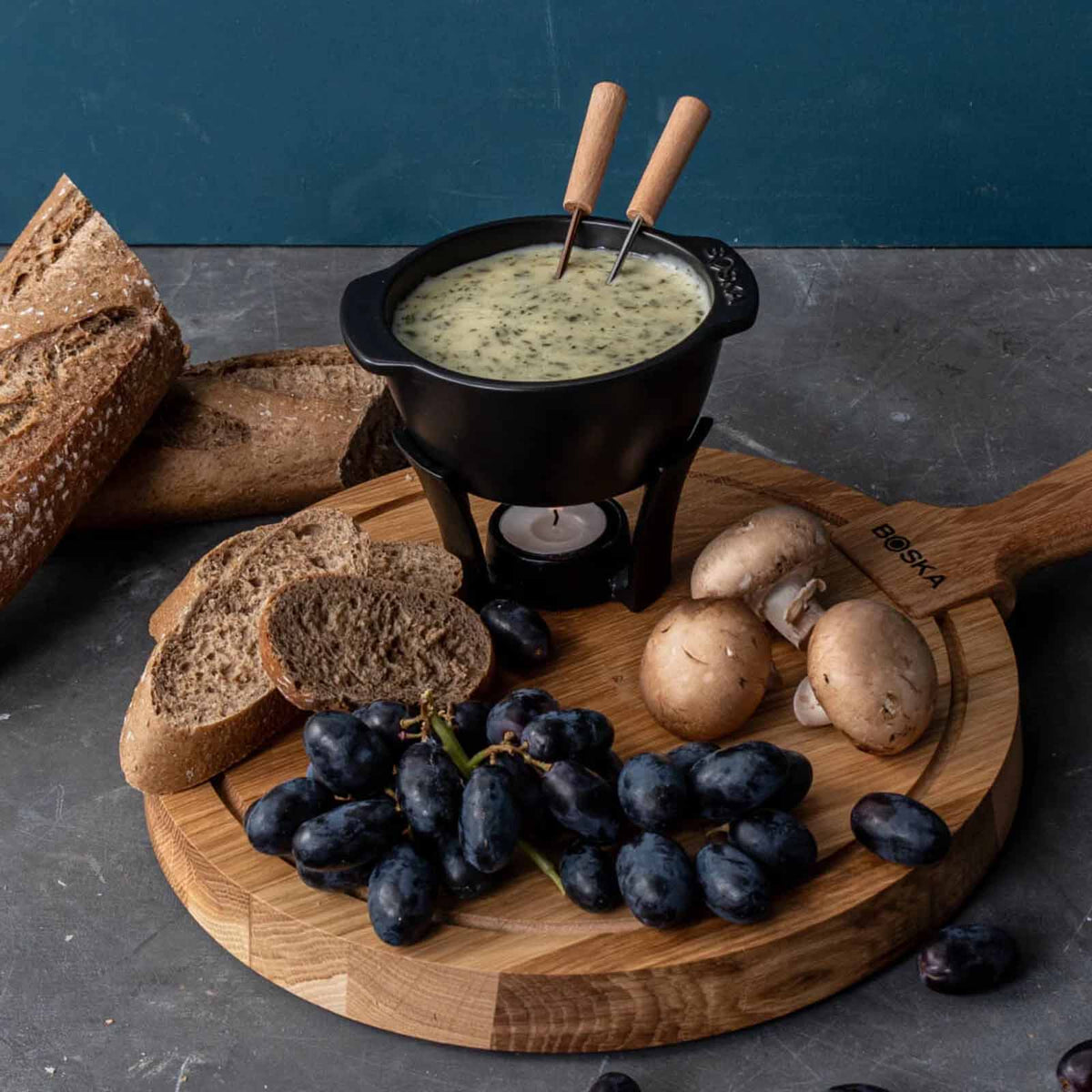 Boska kaasfondue set met brood, champignons en druiven | Kaas & Borrelz