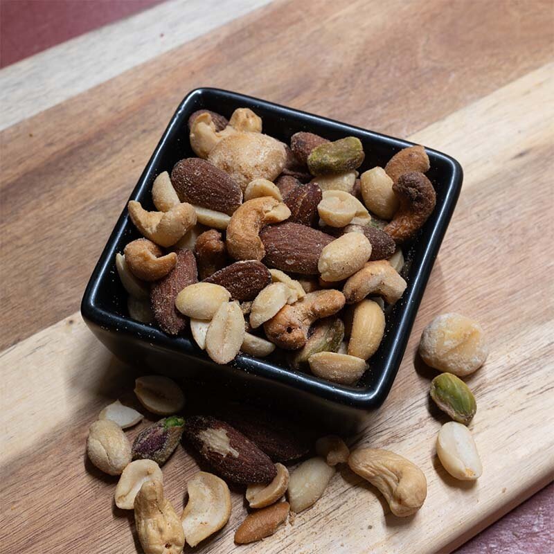 Ab's BBQ Smoked House Notenmix met pinda, cashew, amandel, macadamia en pistache | Kaas & Borrelz