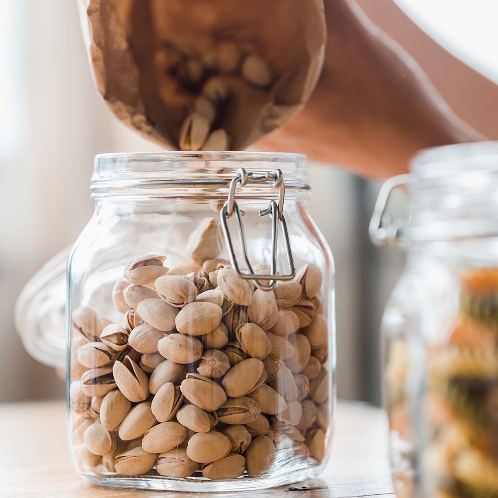 Pistache ongepeld gezouten – pot met pistachenoten in dop | Kaas & Borrelz