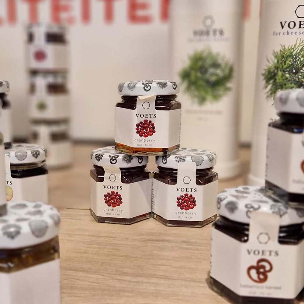 Cranberry Kaasdipper potjes gestapeld | Kaas & Borrelz