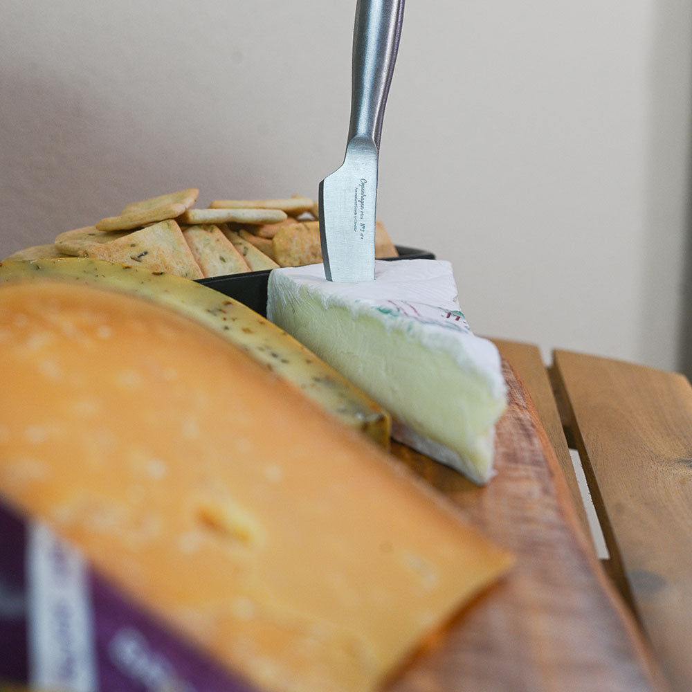 Borrelbox 1 "Kaas & Co" – roombrie uit de borrelbox | Kaas & Borrelz