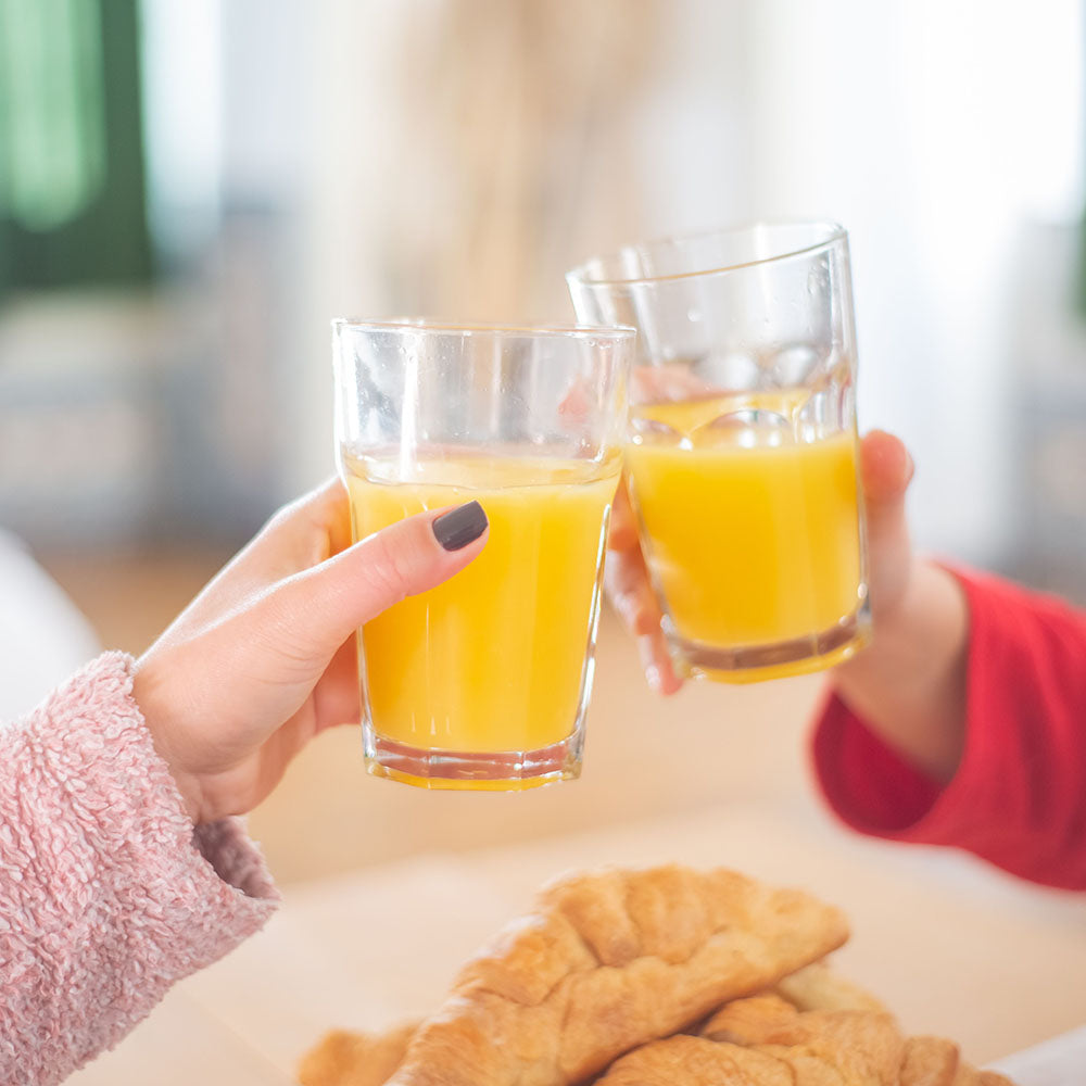Proost met Appel-Sinaasappelsap van 'S Lands Beste | Kaas & Borrelz