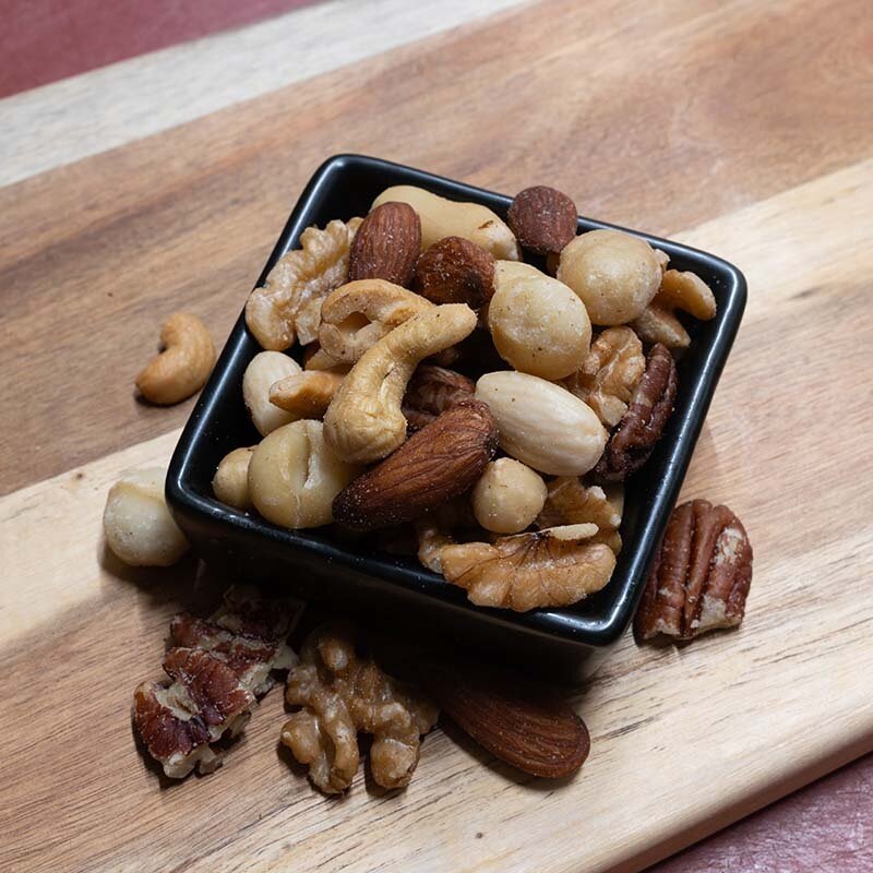 Ab's Gezouten Notenmix met walnoten, cashewnoten, pecannoten, macadamia en amandelen | Kaas & Borrelz