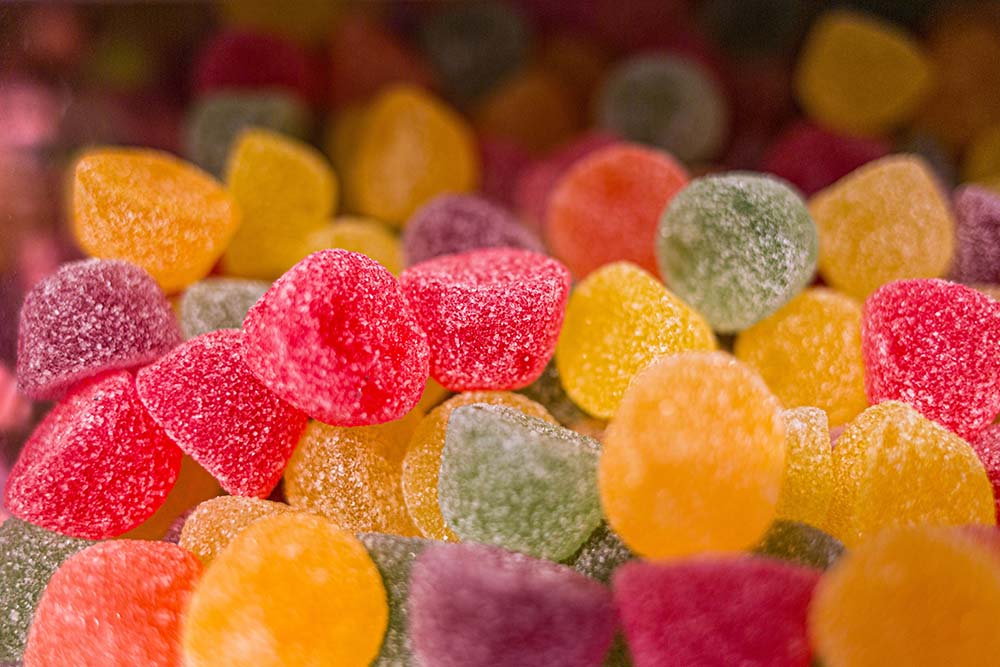 Kleurrijk zachtfruit snoep close-up | Kaas & Borrelz